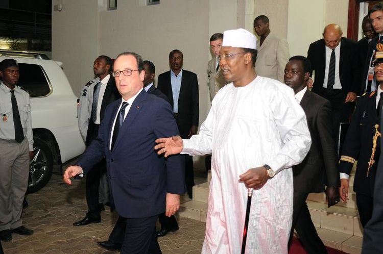 Hollande au Tchad...