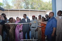 Le chef de l'Êtat Idriss Déby Itno inaugure une usine textile à Sarh le 31 Décembre 2009.