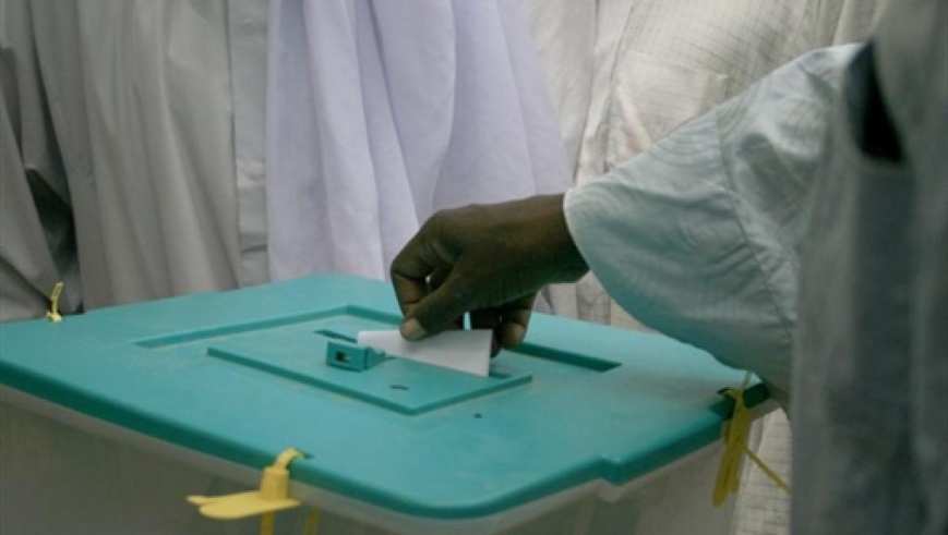 Un bureau de vote au Tchad. © AFP PHOTO / Gael COGNE