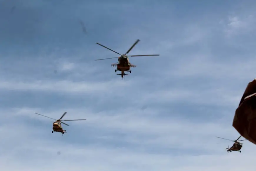 Des hélicoptères de l'armée dans le ciel tchadien. © Alwihda Info