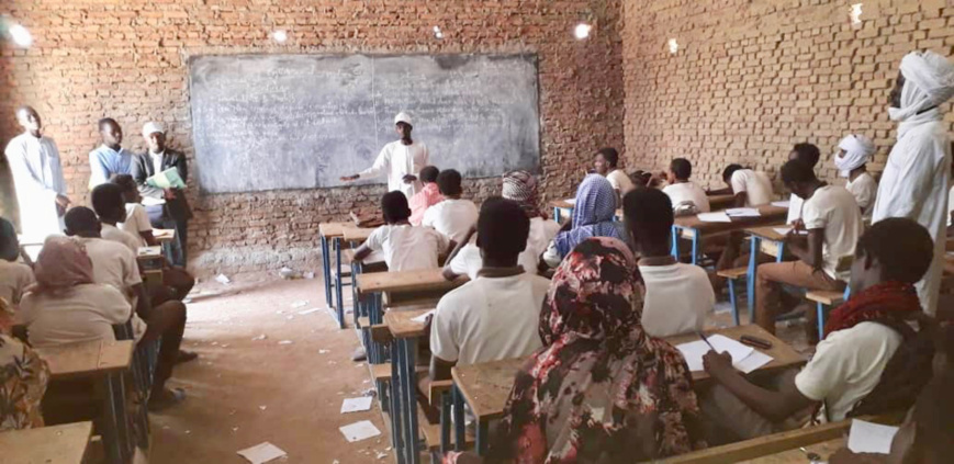 Des élèves dans une salle de classe à Abéché. Illustration. © Alwihda Info