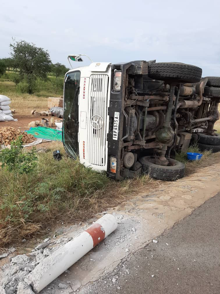 Tchad : un camion fait un tonneau à l’entrée de Mongo