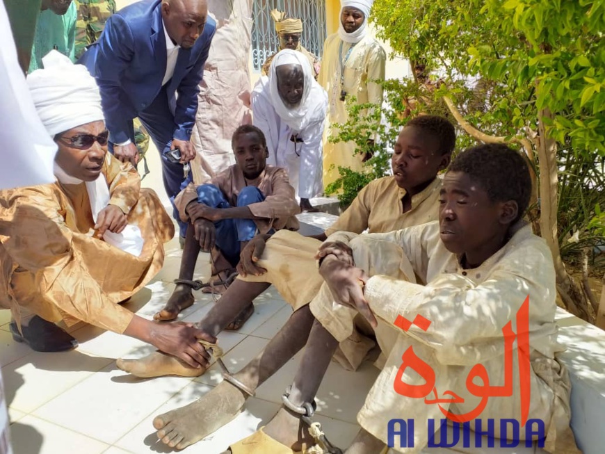 Tchad : libération d'enfants enchainés dans un centre d'apprentissage religieux. © Alwihda Info