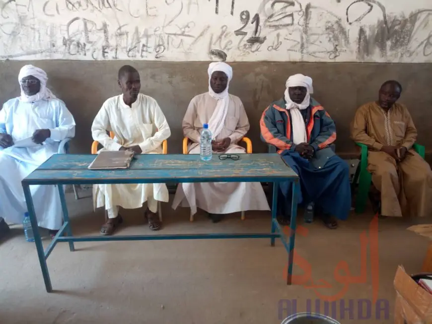 Tchad : don de fournitures scolaires à Nergui. © Alwihda Info