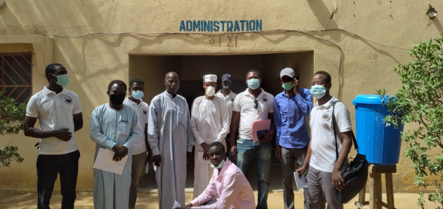 Tchad - Covid-19 : à N'Djamena, les jeunes patriotes sillonnent les marchés. © Djibrine Haïdar/Alwihda Info