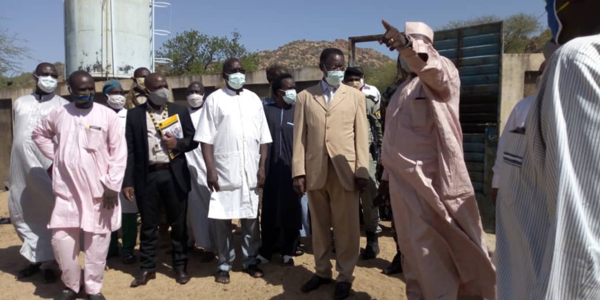 Tchad-Covid 19 : Province du Guéra, le Gouverneur inspecte le nouveau site de prise en charge des personnes atteintes de la Covid 19 : ©️ Béchir Badjoury/Alwihda Info