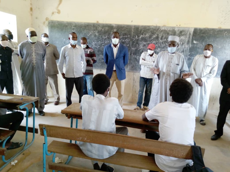 Tchad : les élèves reprennent le chemin des classes à Goz Beida. © Mahamat Issa Gadaya/Alwihda Info