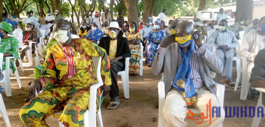 Tchad : la députée Fatimé Tchombi en mission de sensibilisation à Laï. © Éric Guedi/Alwihda Info