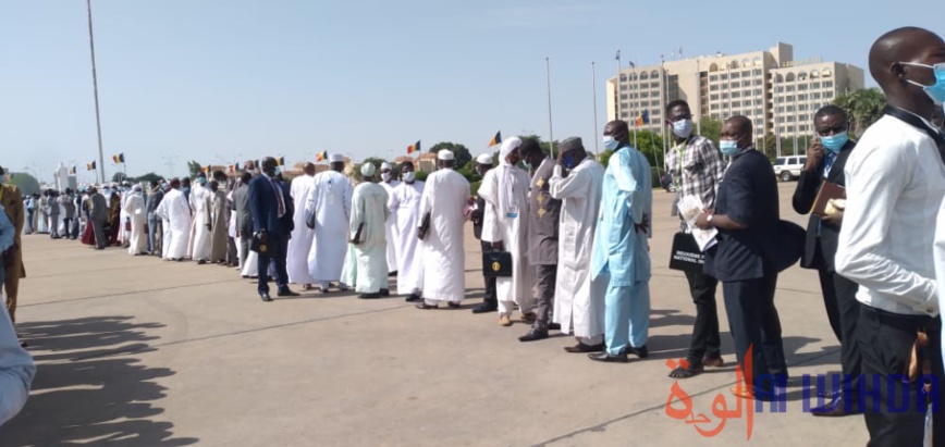 Tchad : la salle du Palais du 15 janvier se vide pour préparer l'arrivée du chef de l'État