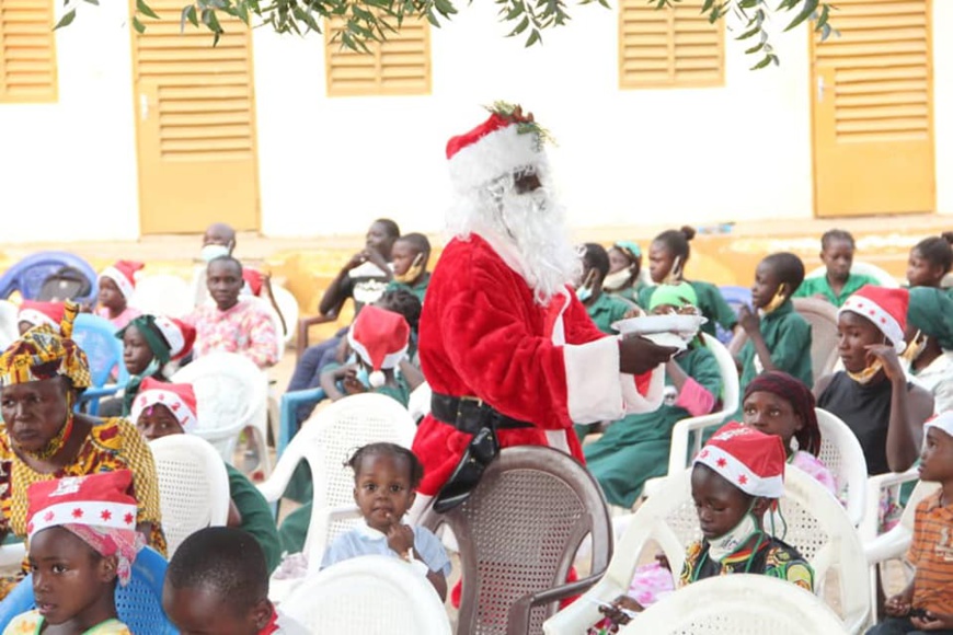 Tchad : Le ministère de la Femme a organisé la cérémonie d’arbre de Noël en faveur des orphelins