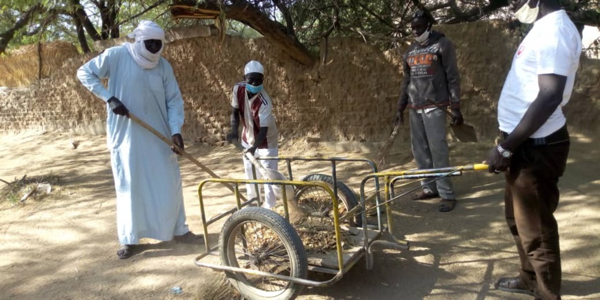 Tchad : Le Club des auditeurs fidèles organise une journée de salubrité à Mongo