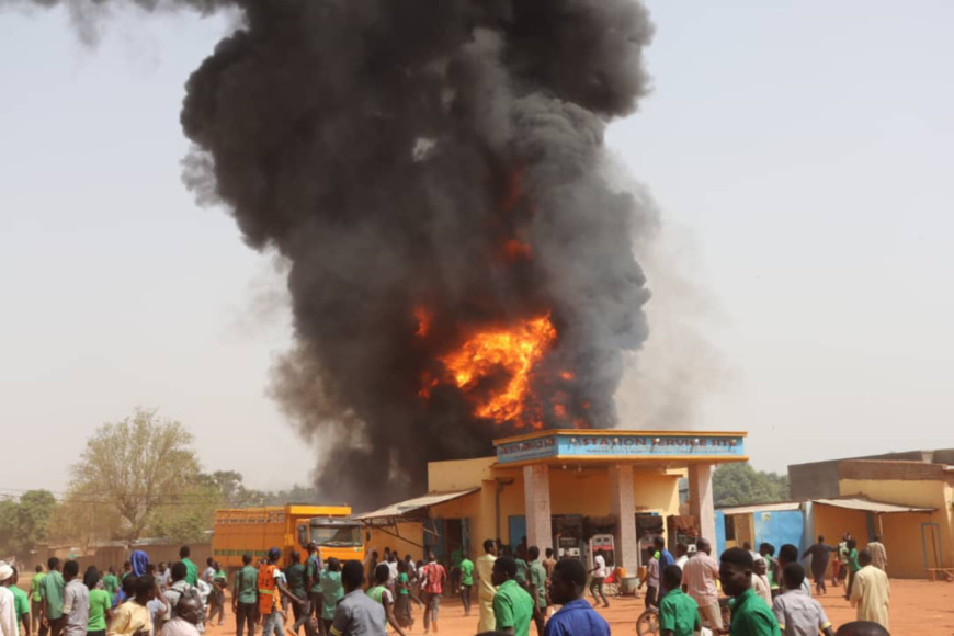 Tchad : une station-service prend feu à Moundou