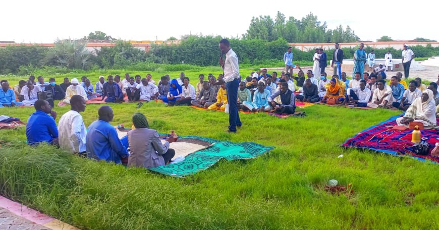 Tchad : le Club des jeunes leaders d'Abéché débat des méfaits des réseaux sociaux