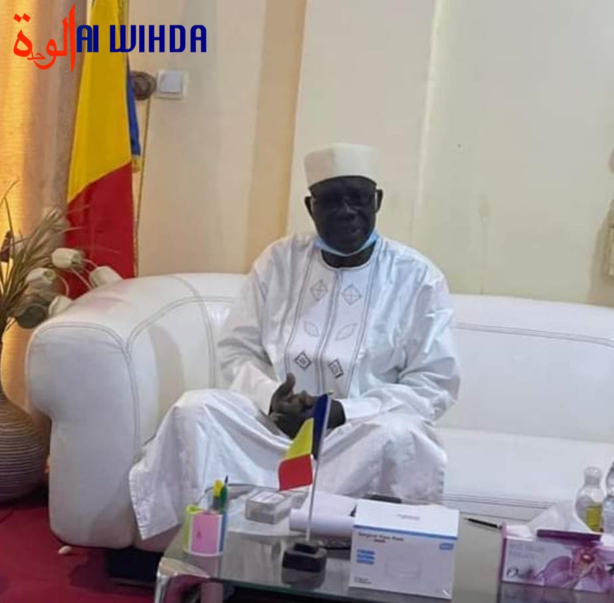 Tchad : le gouverneur de l'Ennedi Est annule la décision du sultan Sidick Timan et l'avertit