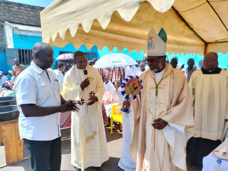 Cameroun : L’église catholique fête Noël avec les pensionnaires de la Prison centrale de Garoua