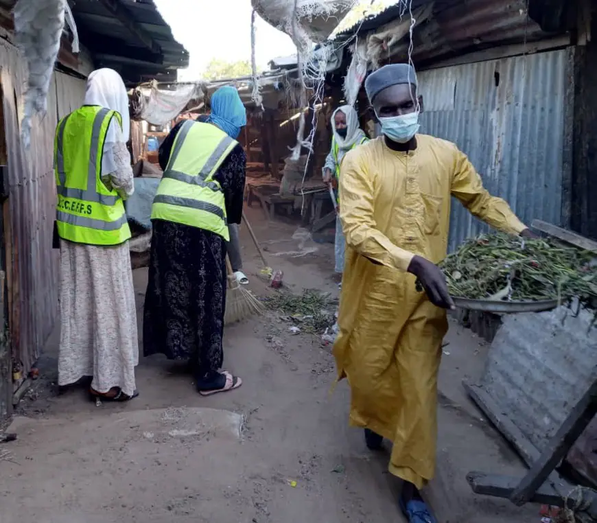 Tchad : L'UJCEFFS donne un coup de balai au Marché de maïs de Karkandjié dans le 5ème Arrondissement