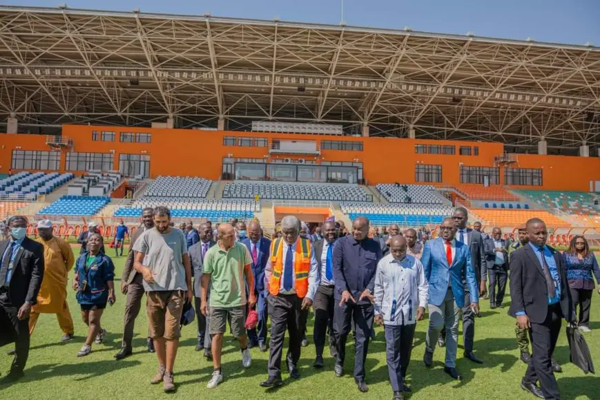 Côte d’Ivoire : Le Premier ministre inspecte les infrastructures de la CAN 2024