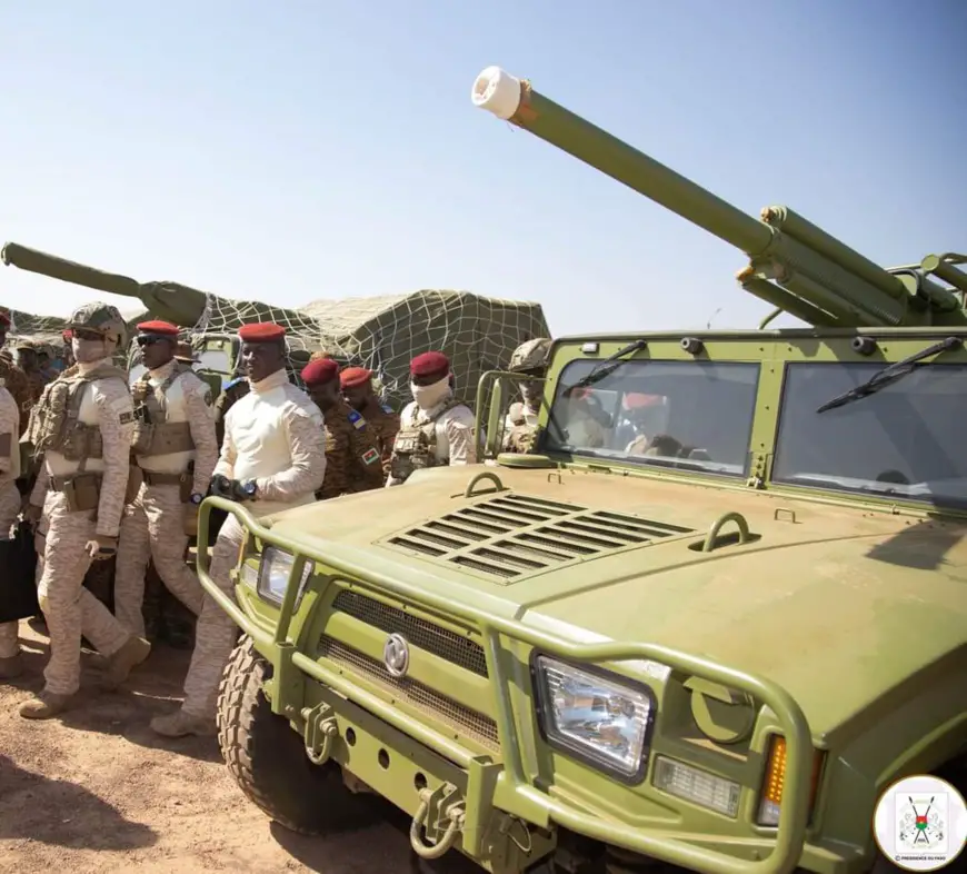 Burkina Faso : Le Capitaine Traoré dote les forces de défense et de sécurité de matériels performants