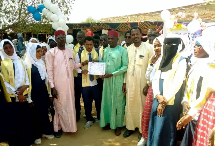 Tchad : remise des diplômes au lycée Alwihda arabe, 64 lauréats du baccalauréat célébrés