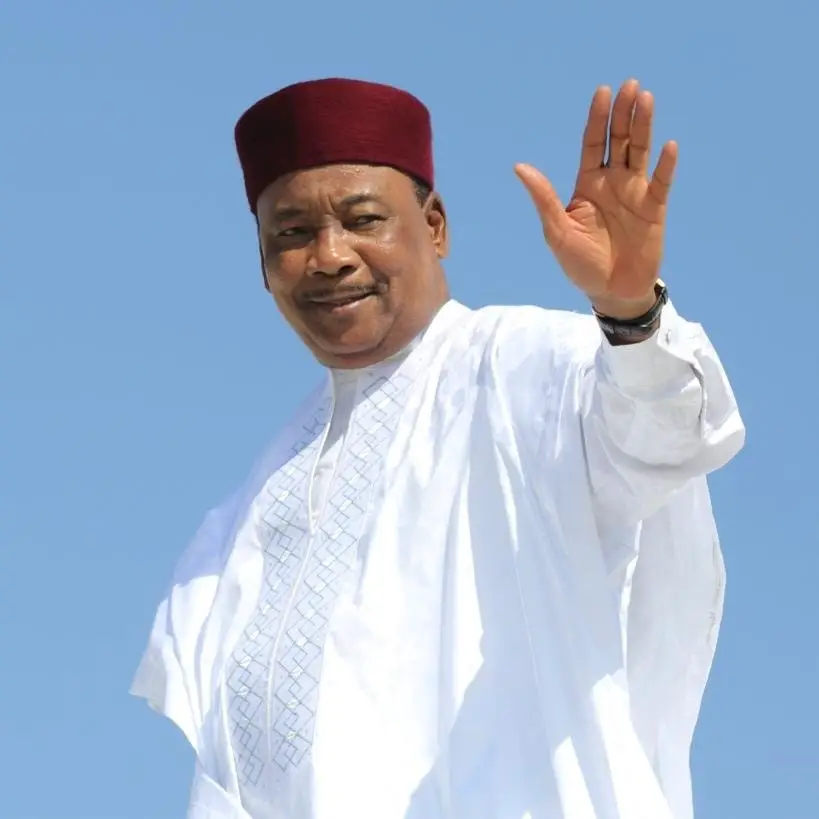 Niger : L’ex-Président Mahamdou Issoufou aurait quitté Niamey pour un pays étranger
