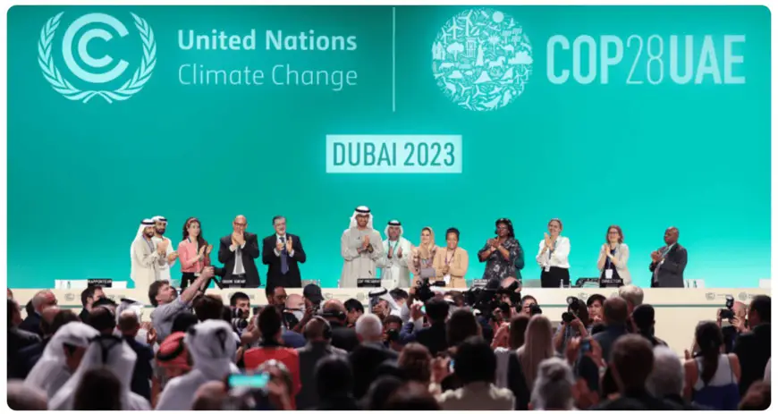L'accord final de la COP 28 marque le « début de la fin » de l'ère des énergies fossiles, indique le texte final du sommet. Photo : ONU