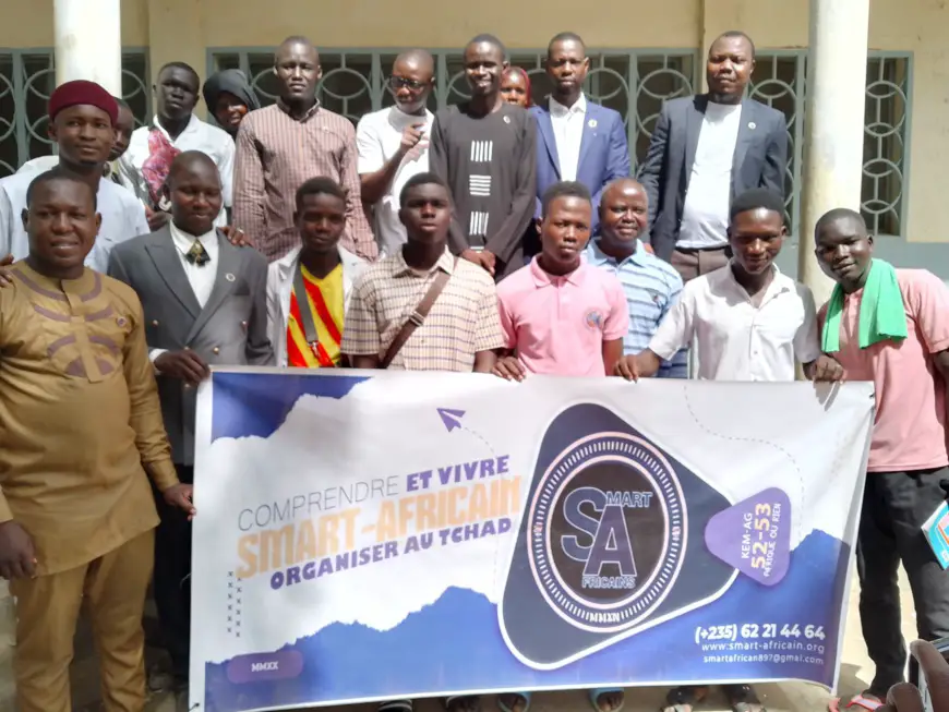 Tchad : L'ONG "SMART-AFRICAIN" fait un don de livres au lycée Walia pour promouvoir la lecture et l'unité africaine