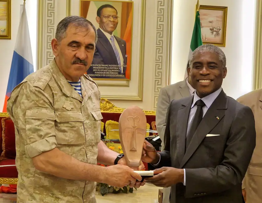 La Guinée équatoriale renforce sa coopération militaire avec la Russie : signature d'un accord de formation militaire