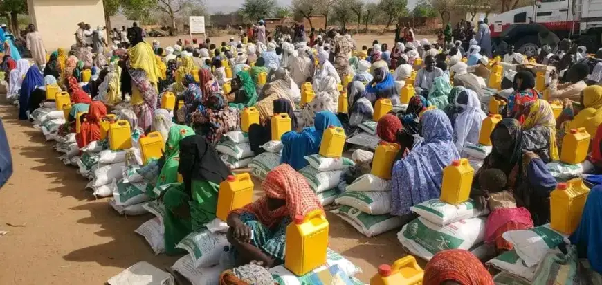 Tchad : Le Centre du Roi Salman a remis des dons de vivres à la population vulnérable de la sous-préfecture de Baro