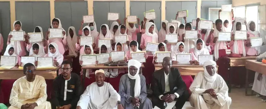 Tchad : à Abéché, des filles du Lycée féminin bilingue formées en informatique