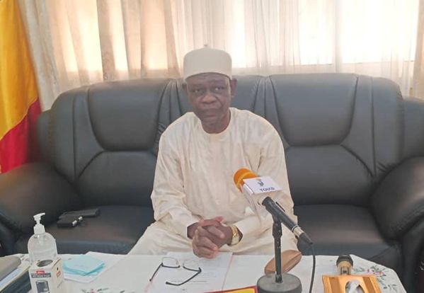 Tchad : le Gouverneur du Barh El Gazel préside la réunion mensuelle sur la Santé et met l'accent sur la lutte contre la malnutrition et les maladies évitables