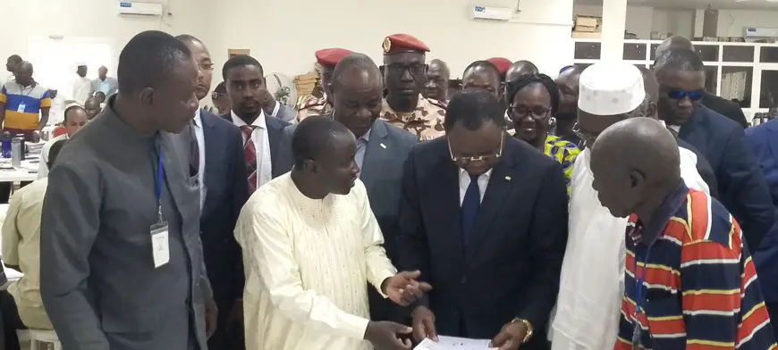 Tchad: Le Chef du Gouvernement visite l'ONECS et salue le bon déroulement du baccalauréat 2024