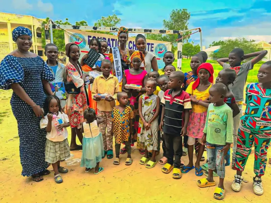 Tchad - Rentrée scolaire 2024-2025 : Miss Kelou Sahel apporte son soutien