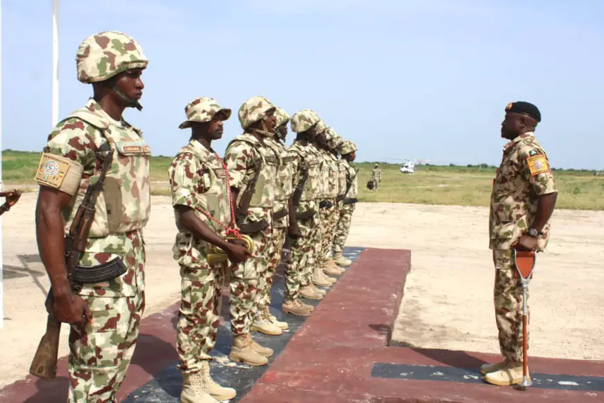 Tchad :  le commandant de la FMM rend visite aux troupes en première ligne à Mallam Fatori