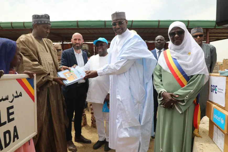 Rentrée Scolaire 2024-2025 au Tchad : UNICEF distribue des manuels scolaires pour 1,9 million d'élèves et plus de 50 000 enseignants à travers le pays