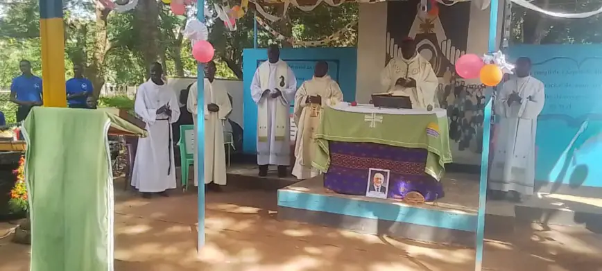 Tchad : messe solennelle et hommage au frère Romuald Picard au lycée Padre Pio de Bébédjia