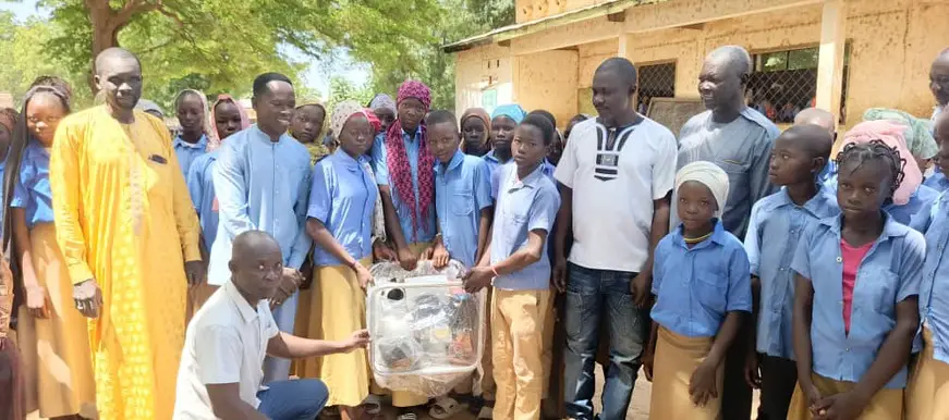 Tchad : une motopompe remise à l'inspection de l'enseignement primaire de Sarh urbain A