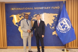 Rencontre entre le ministre d’État Tahir Hamid Nguilin et Kendji Okamura, directeur général adjoint du FMI.