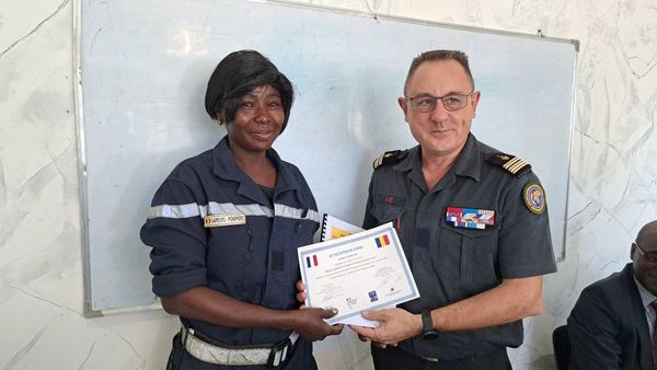 Tchad : 13 sapeurs-pompiers certifiés en secourisme pour former leurs collègues à la Mairie de Ndjamena