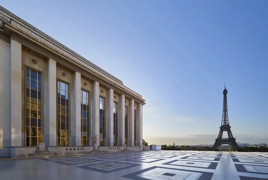 Lieu de l’événement, Cité de l’architecture et du patrimoine, avec la tour Eiffel en vue. Photo: Denys Vinson Photographe/parispeaceforum.org