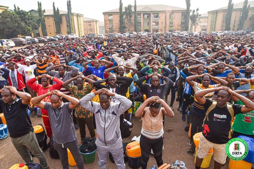 Guinée : 2 000 nouveaux fonctionnaires entament une formation civilo-militaire