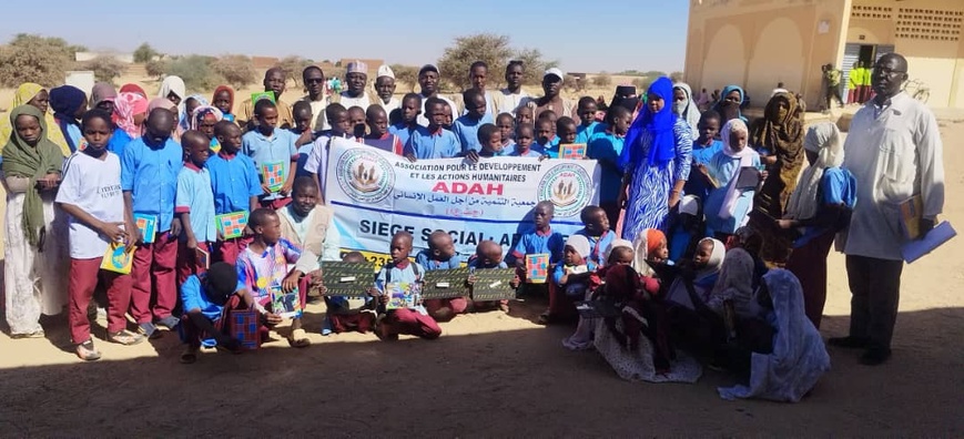 Tchad : Don de kits Scolaires par l'association ADAH à Abéché