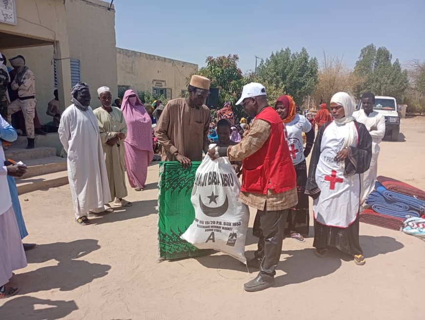 La Croix-Rouge du Tchad vient en aide aux sinistrés de Massaguet