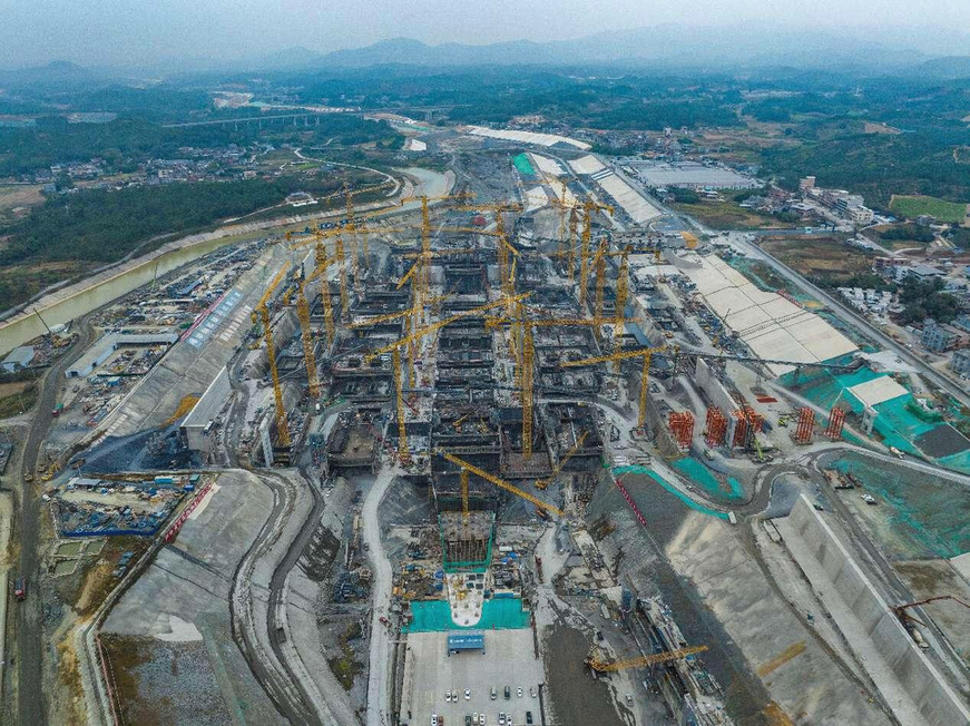 Photo taken on Dec. 12, 2024 shows the construction site of the Qishi junction of the Pinglu Canal in Qinzhou, south China's Guangxi Zhuang autonomous region. (Photo by Li Zheng/People's Daily Online)