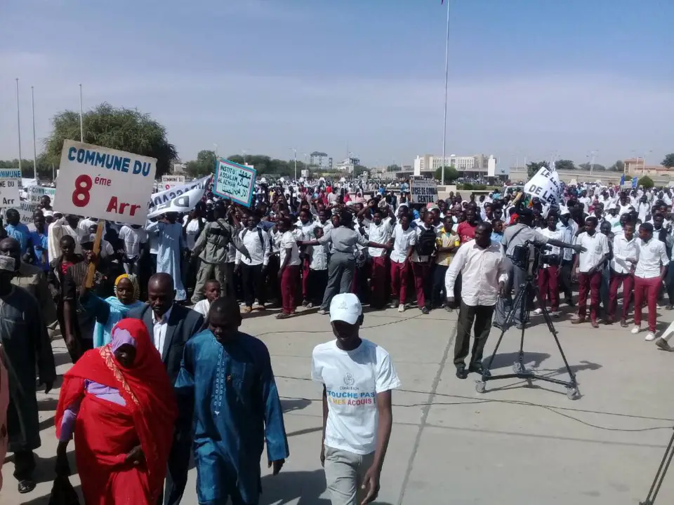 N'Djamena : « Stop aux ingérences des États-Unis » scandent des manifestants