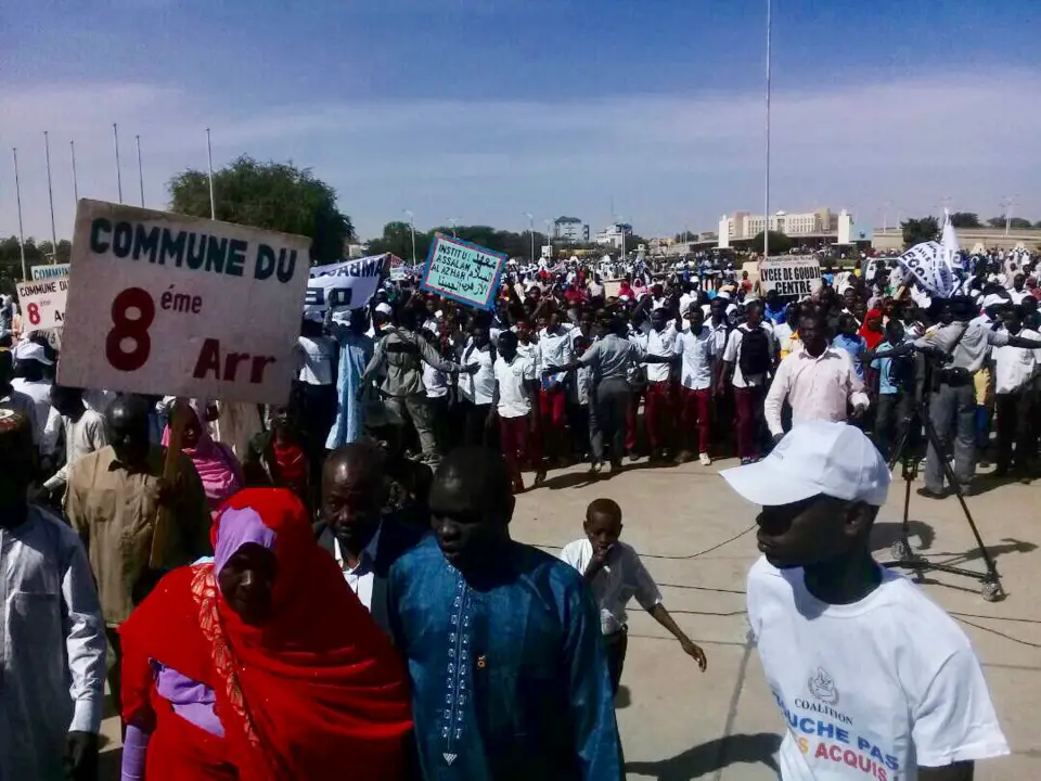 N'Djamena : « Stop aux ingérences des États-Unis » scandent des manifestants