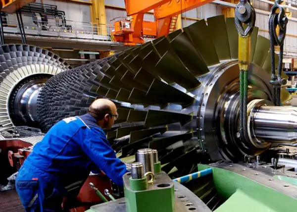 Assemblage d’une turbine à gaz Alstom GT13E2. Photo Alstom