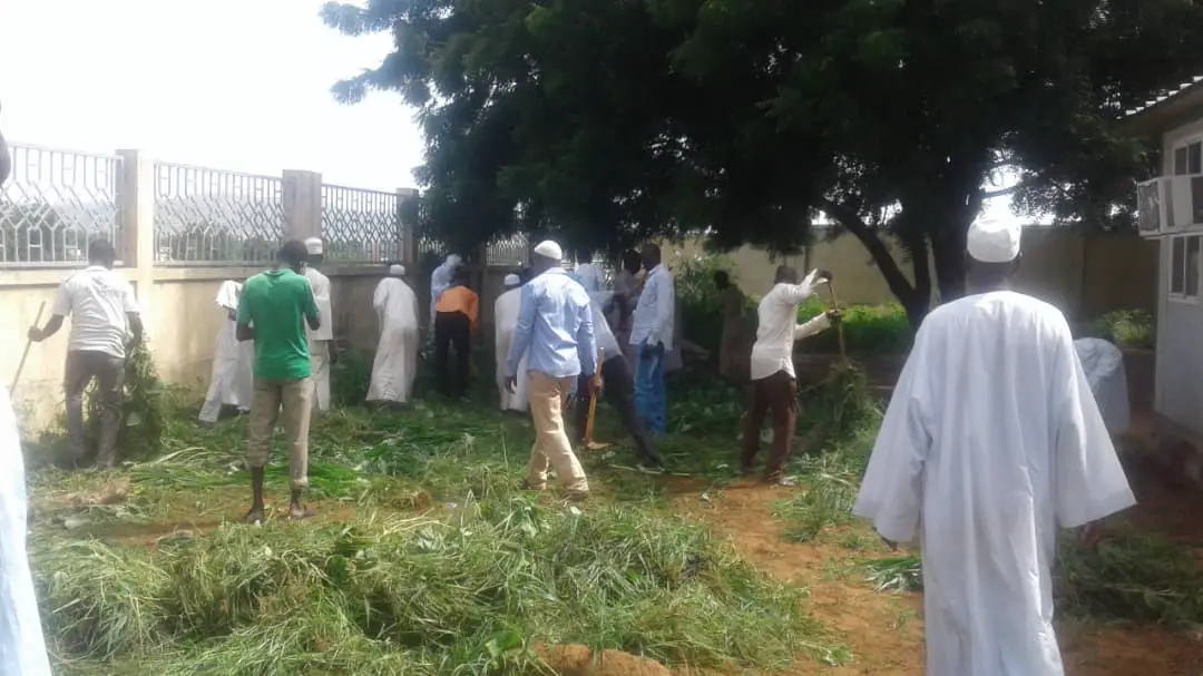 Tchad : opération de salubrité à l'hôpital provincial de Goz Beida