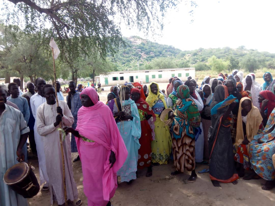 Tchad : des touristes français à la découverte du village de Zerli au Guera