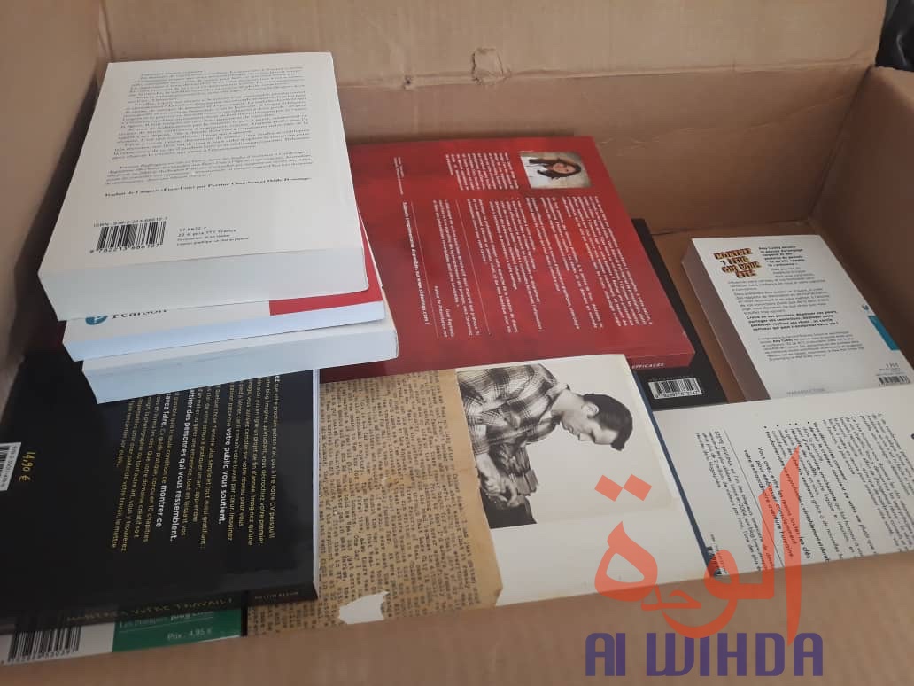 Tchad : un don de livres à l'Université Adam Barka d'Abéché. © Alwihda Info