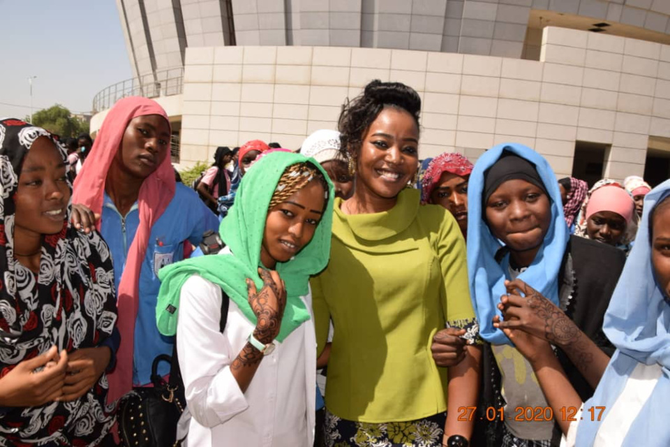 Tchad : les filles sensibilisées sur les grossesses et avortements clandestins en milieu scolaire. © Malick Mahamat/Alwihda Info